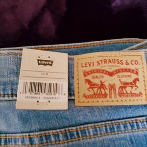 Levi's Straight Distressed Jeans